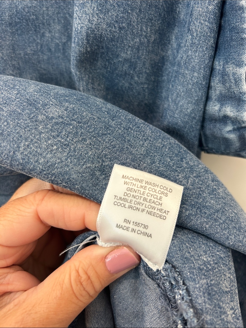 Jane and Delancey Washed Blue Denim Short Sleeve Button-Down - Picture 4 of 11